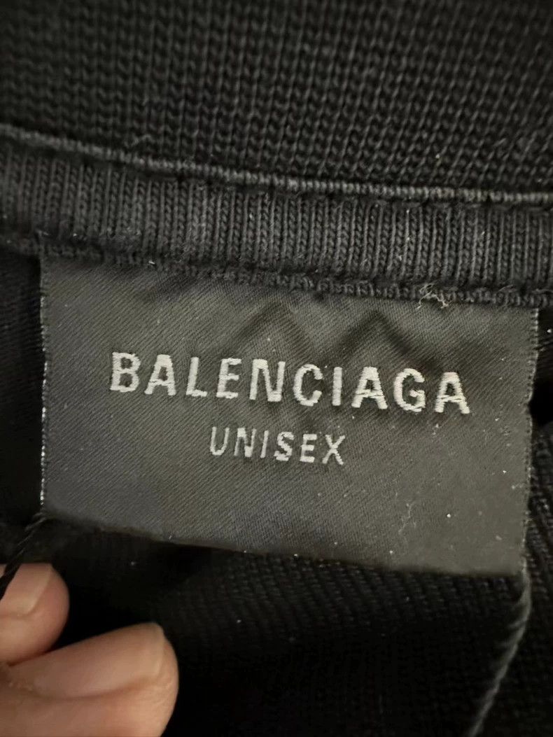 Balenciaga Balenciaga There is no offset printing on the back of the Size US M / EU 48-50 / 2 - 3 Thumbnail