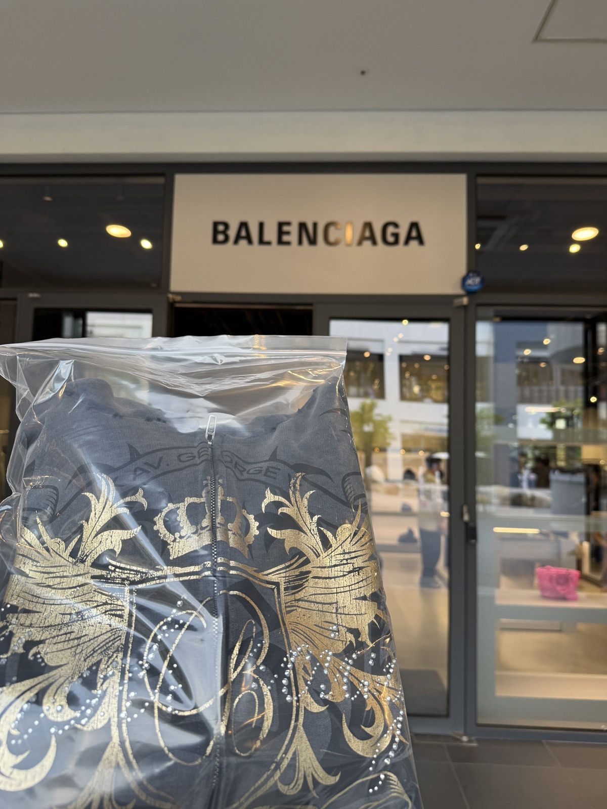 Balenciaga balenciaga tacky gold zipup L Size US L / EU 52-54 / 3 - 1 Thumbnail