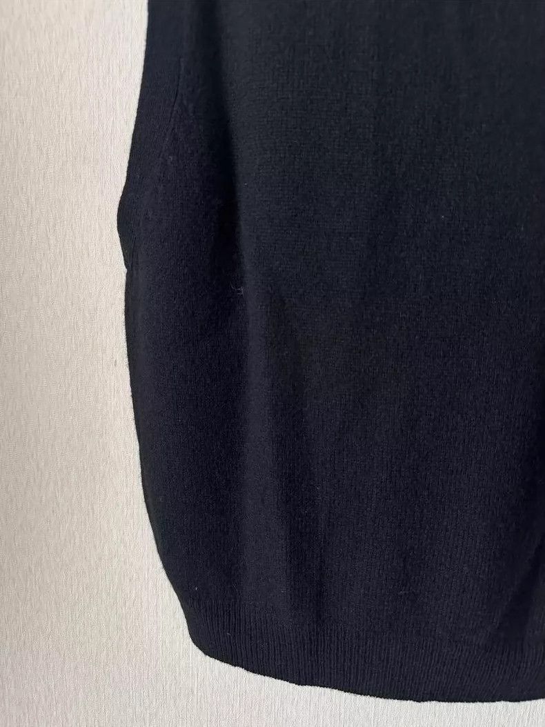 Y's for Men Y's For Men Black wool knit waistcoat vest Size US M / EU 48-50 / 2 - 7 Thumbnail