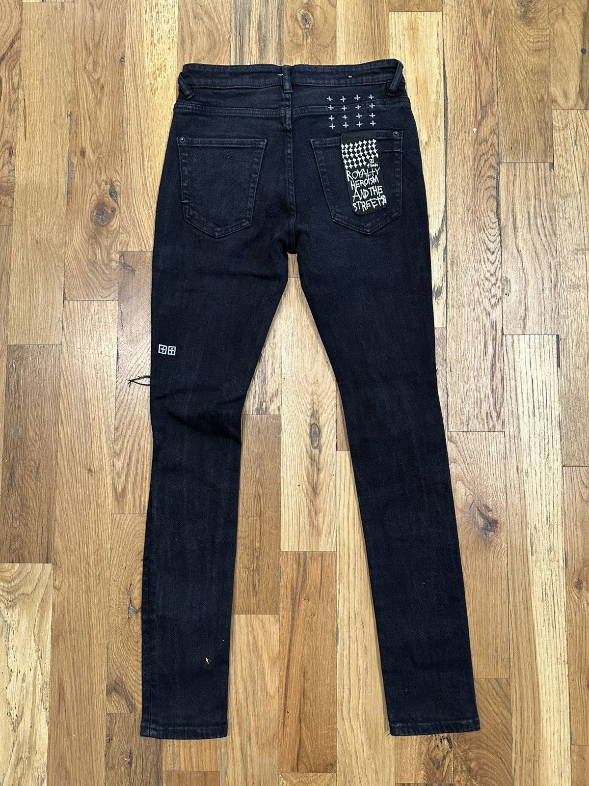 Ksubi Ksubi Knee Rip Plain Black Denim Jeans Size 30 Size US 30 / EU 46 - 2 Thumbnail