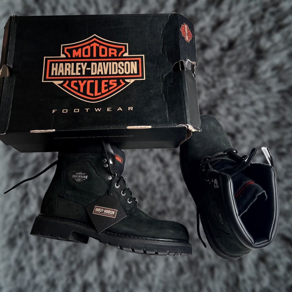 Harley Davidson Harley-Davidson Badlands Mens Leather Boots D91005 Black 10 NIB Rubber Outsole Non-Slip Lace Up Ankle Worn? Size US 9 / EU 42 - 1 Thumbnail