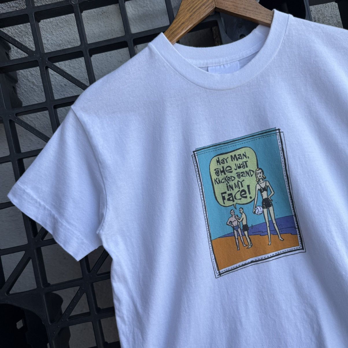 Nike Vintage Y2K Nike Chicks Rock Graphic Tee Size M / US 6-8 / IT 42-44 - 4 Thumbnail