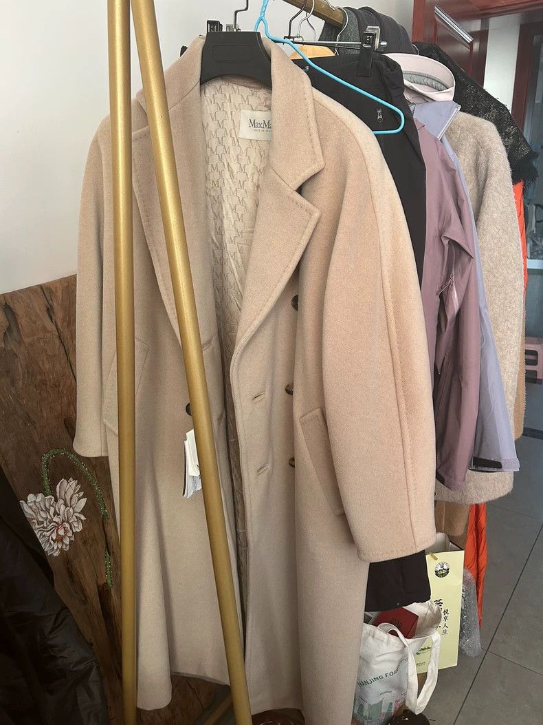 Max Mara Max Mara 101801 Coat Size M / US 6-8 / IT 42-44 - 2 Thumbnail