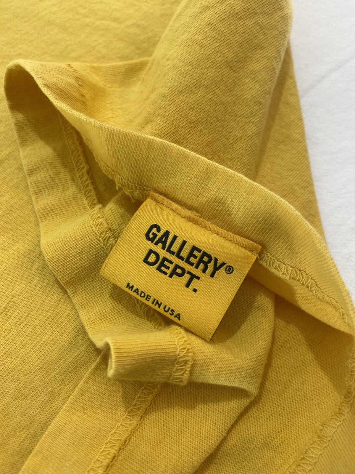 Gallery Dept. Gallery Dept Yellow Fucked Up Upside Down Reverse Logo Tee Size US XL / EU 56 / 4 - 6 Thumbnail