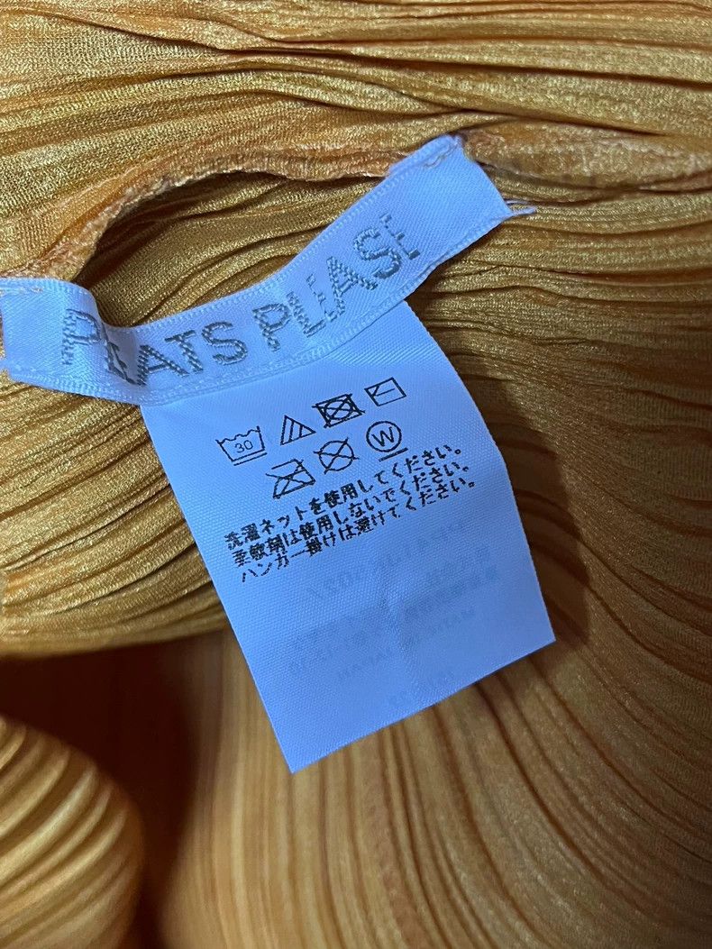 Issey Miyake Issey Miyake size:one size Nut-orange irregular-shaped top Size XS / US 0-2 / IT 36-38 - 3 Thumbnail