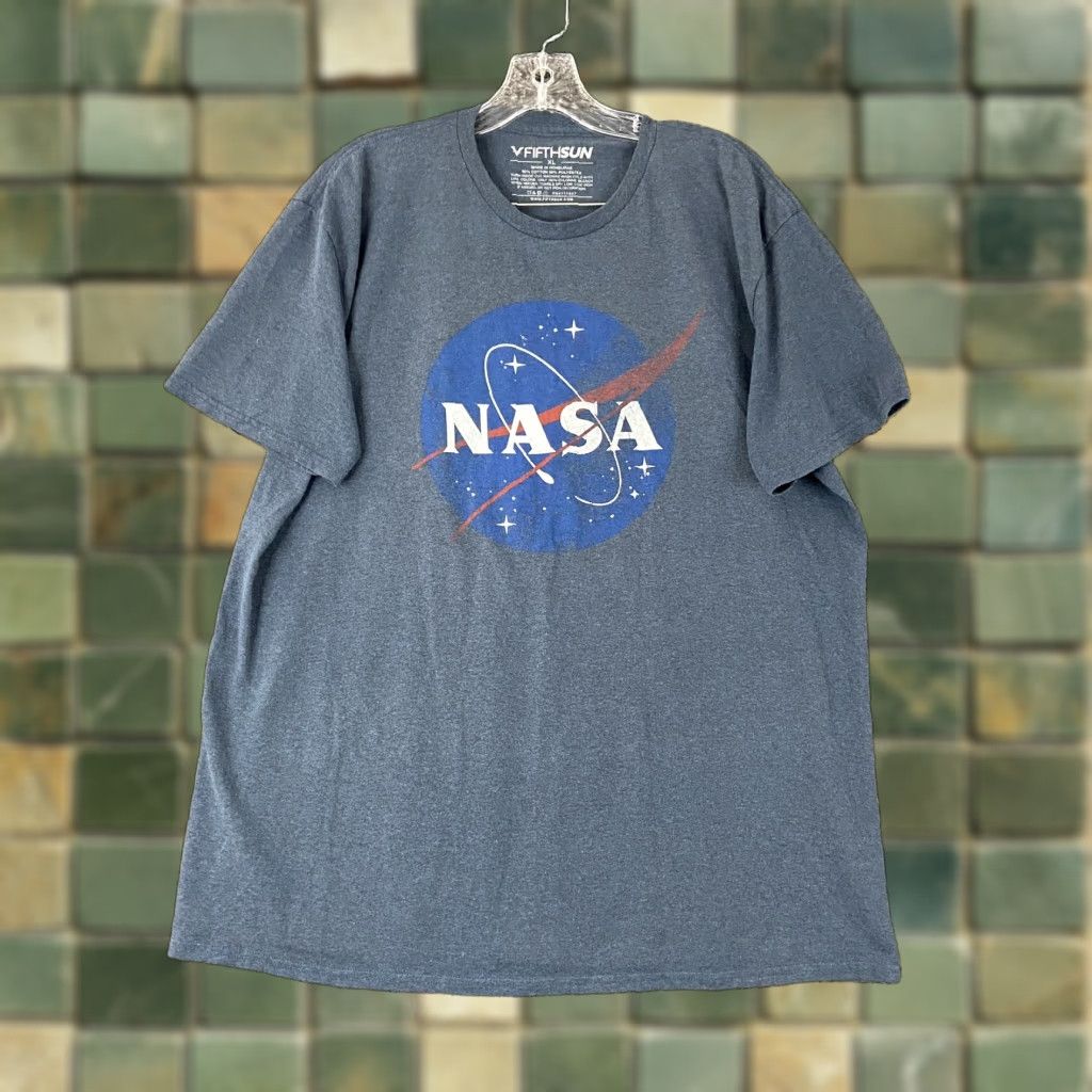 Vintage Fifth Sun NASA T Shirt Men XL Short Sleeve Blue Size US XL / EU 56 / 4 - 1 Thumbnail