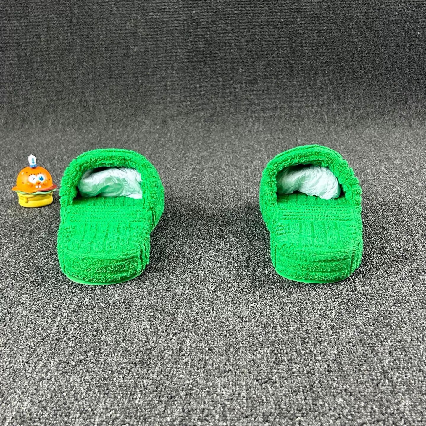 Bottega Veneta BV green fur slippers size 41 Size US 8 / EU 41 - 5 Thumbnail