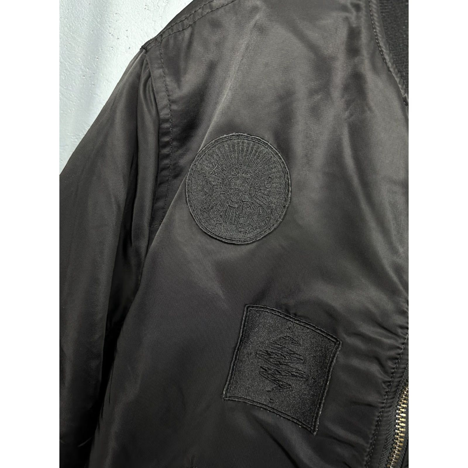 H&M H&M x The Weekend XO Bomber Jacket Patch Satin Size M Jacket Mens XS? Size US M / EU 48-50 / 2 - 4 Thumbnail