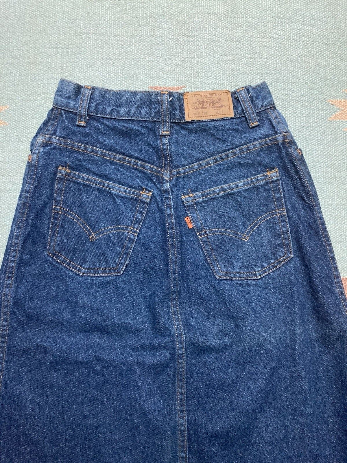 Levi's × Vintage 80s Levi’s denim skirt orange tab dark jeans preppy womens 7 Size 24" / US 00 / IT 34 - 2 Thumbnail