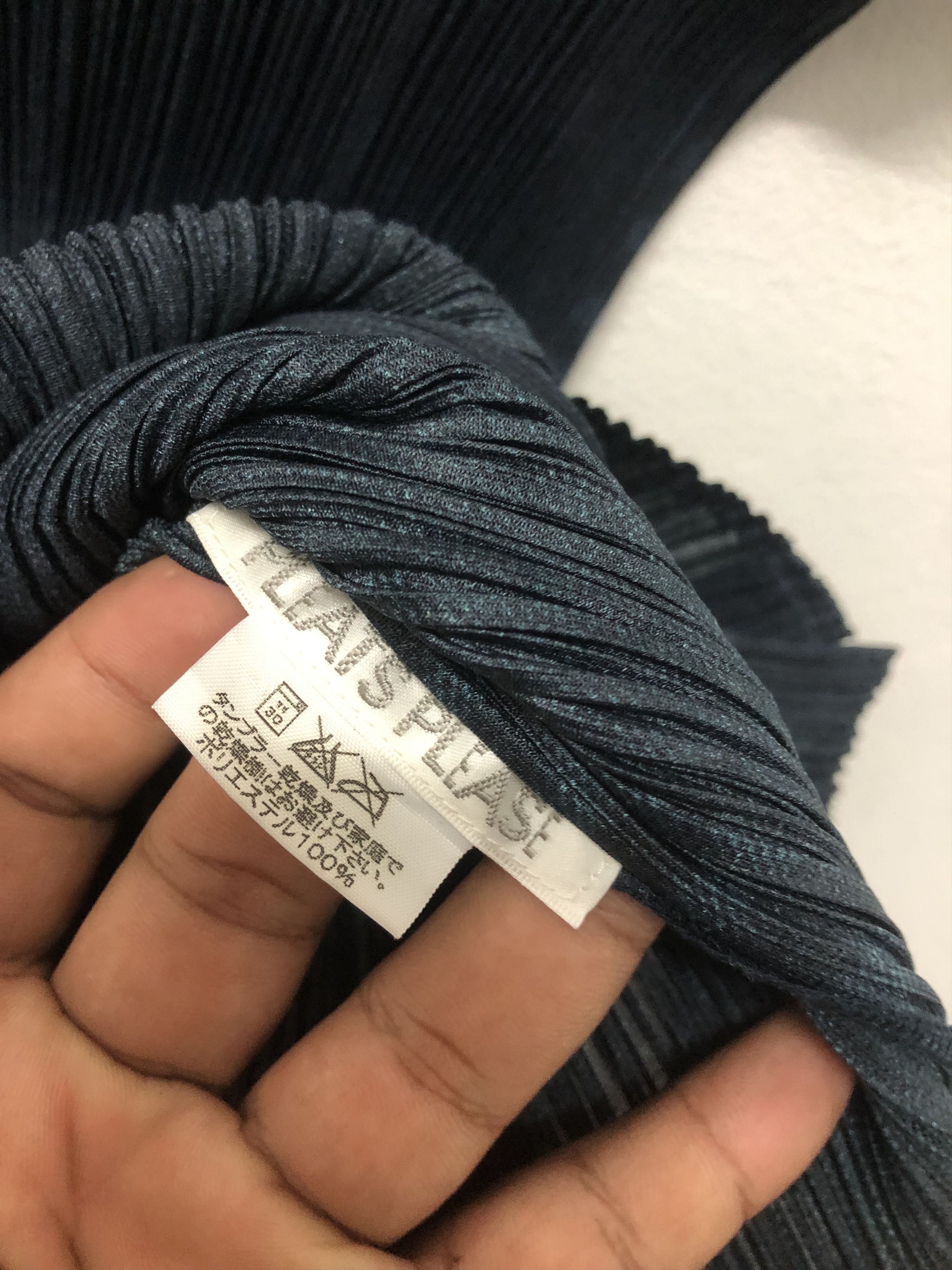 Pleats Please Issey Miyake Pleats Please short-sleeved tunic dark blue Size M / US 6-8 / IT 42-44 - 5 Thumbnail