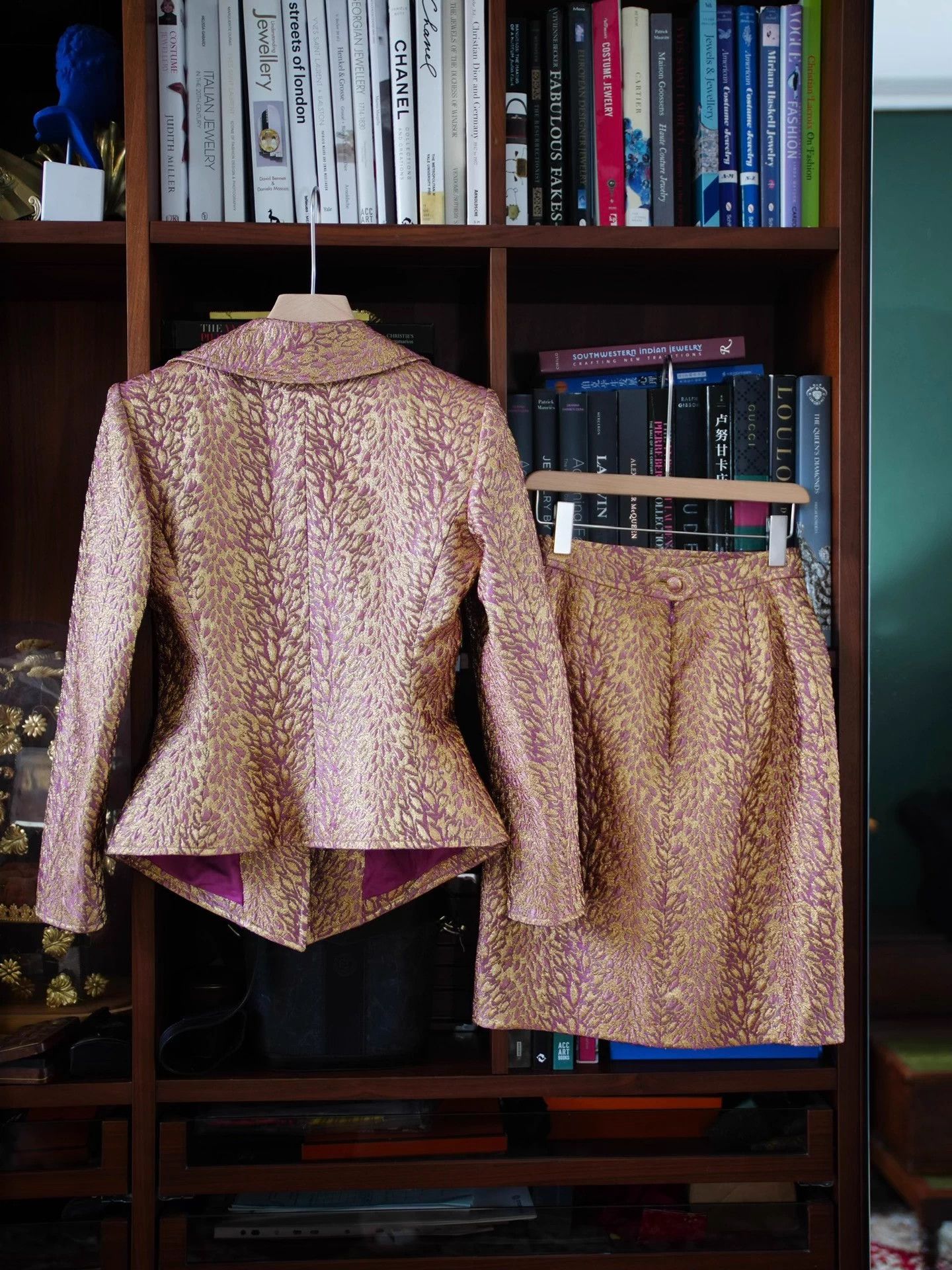 Christian Lacroix Christian Lacroix 1995 FW 2pc Wool Suit Gold-Embroidered Size XS / US 0-2 / IT 36-38 - 5 Thumbnail