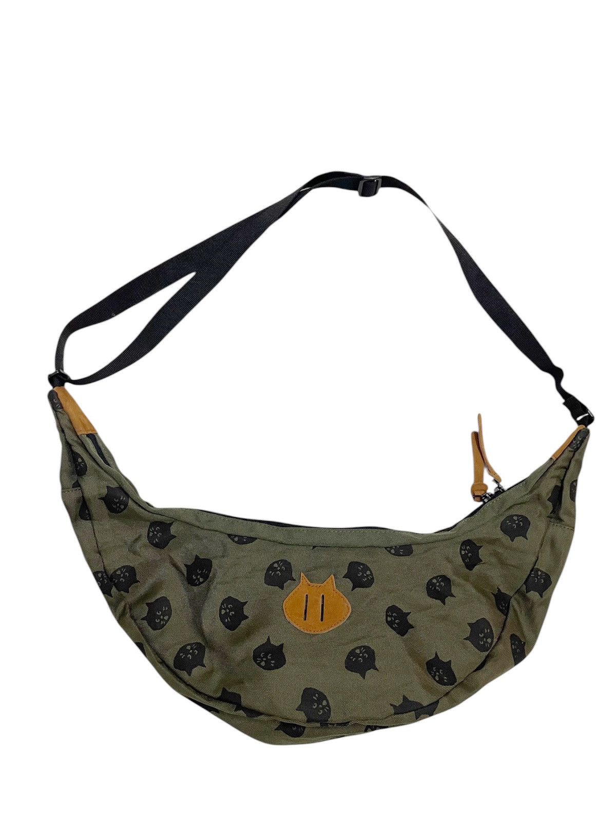 Ne-Net Vintage Ne-Net Banana Sling Bag ISSEY MIYAKE Label Size ONE SIZE - 1 Thumbnail