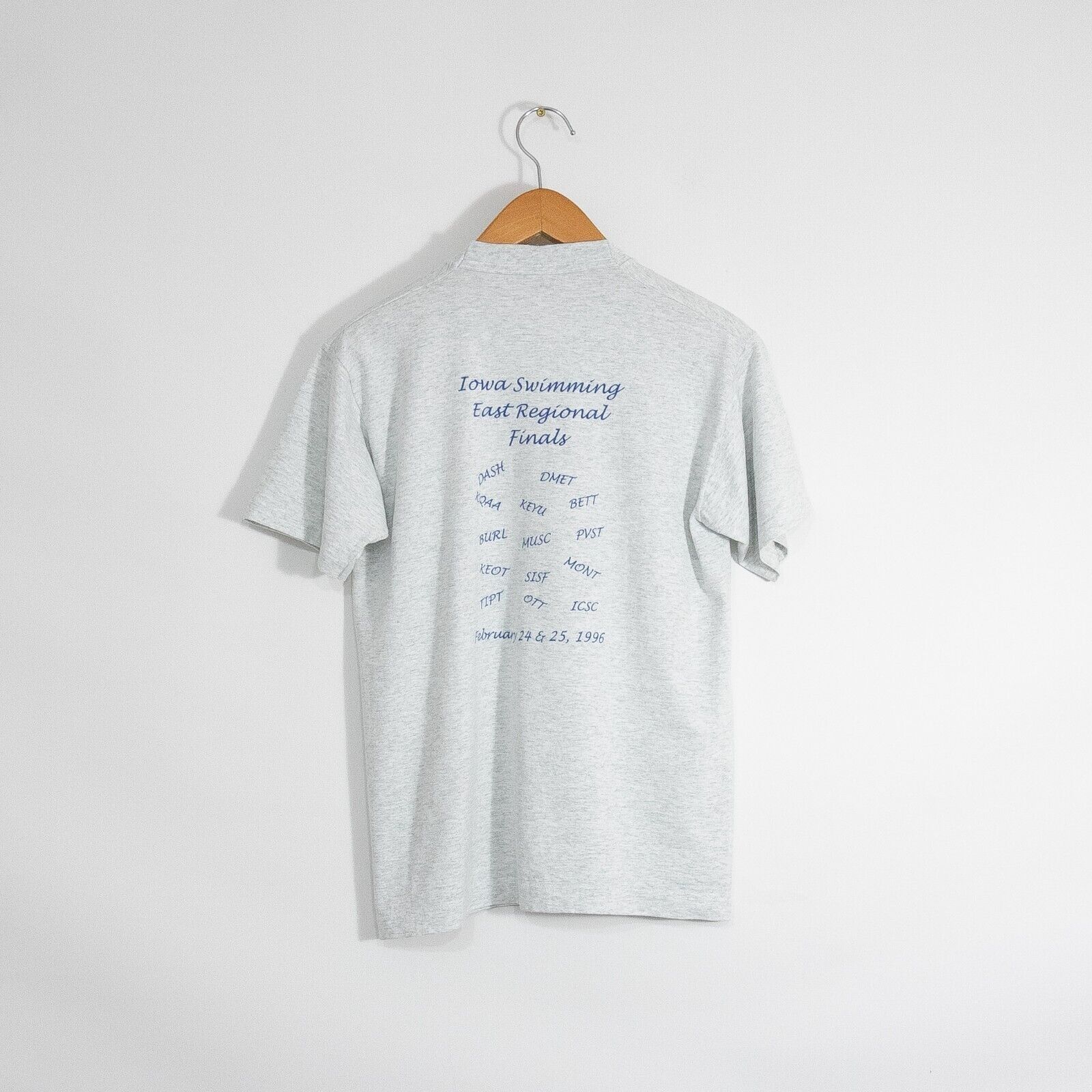 Vintage Vintage 90s Iowa Swimming Regionals T Shirt M Single Stitch Size US M / EU 48-50 / 2 - 5 Thumbnail