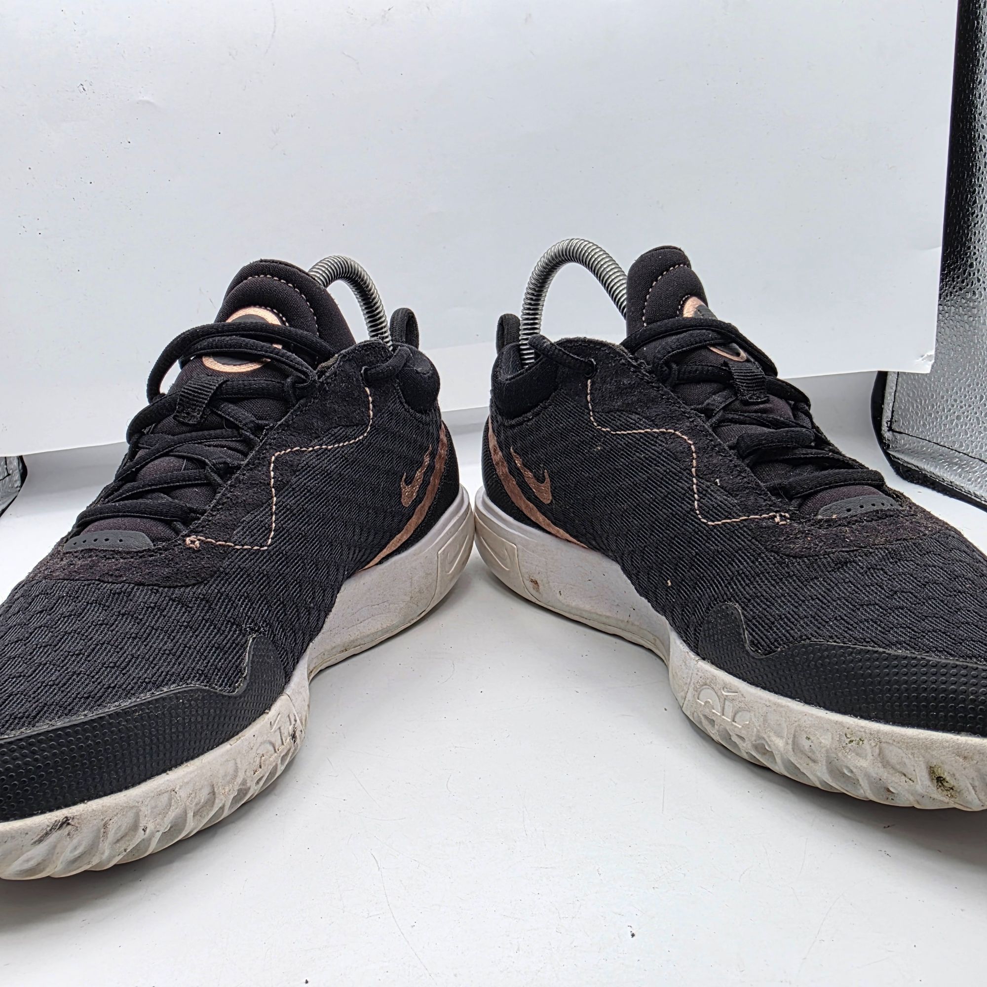 Nike Nike Court Zoom Pro Womens Size 7 Black Tennis Sneakers Perf Size US 7 / IT 37 - 2 Thumbnail