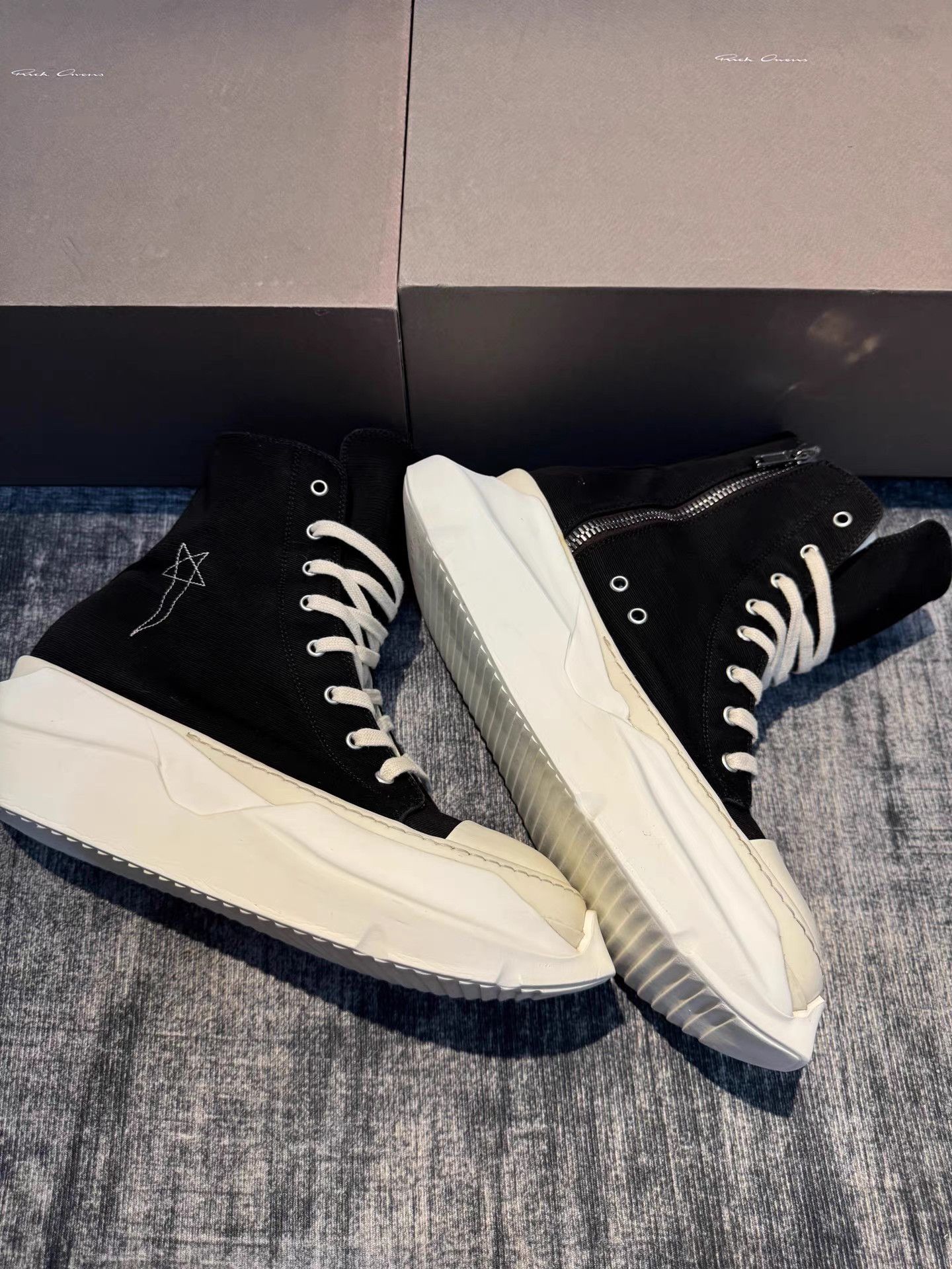 Rick Owens Rick Owens Pentagram Tank Sole Big Converse Size US 11 / EU 44 - 3 Thumbnail