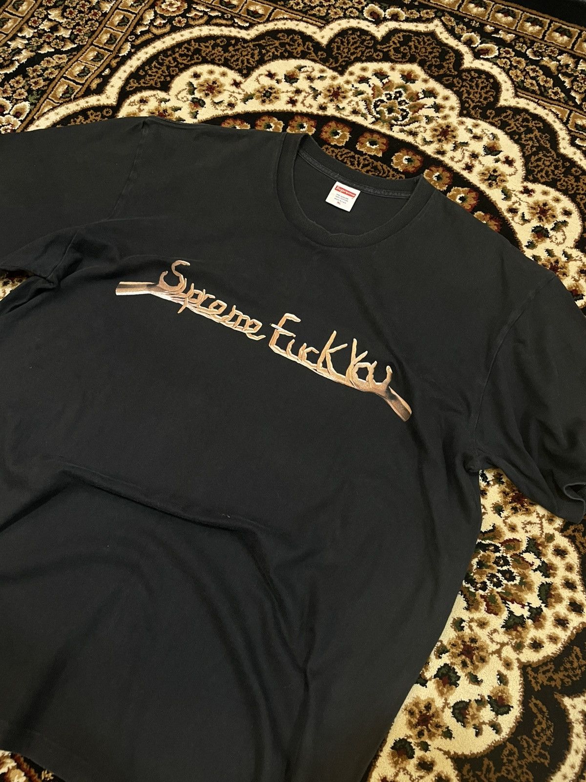 Supreme Supreme fuck you Size US XL / EU 56 / 4 - 2 Thumbnail
