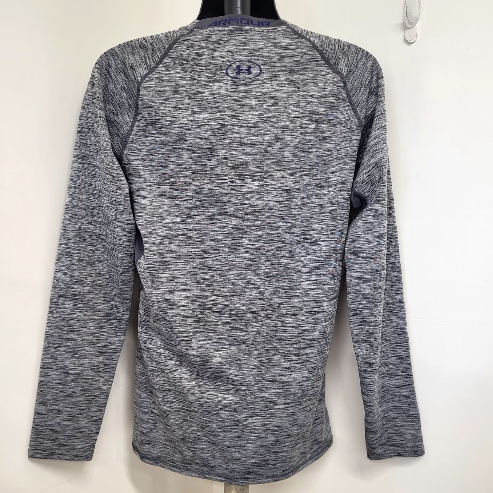 Under Armour Under Armour Heatgear Compression Shirt Men's 2XL Heather Gray Long Sleeve Raglan Sleeve Breathable Moisture Wicking Quick Dry Athletic Size US XXL / EU 58 / 5 - 6 Thumbnail