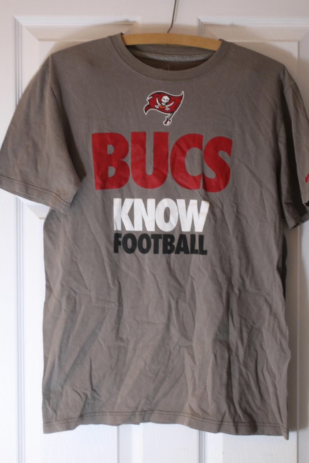 Buscemi Tampa Bay Buccaneers T-Shirt Gray Size Medium Size M / US 6-8 / IT 42-44 - 1 Thumbnail