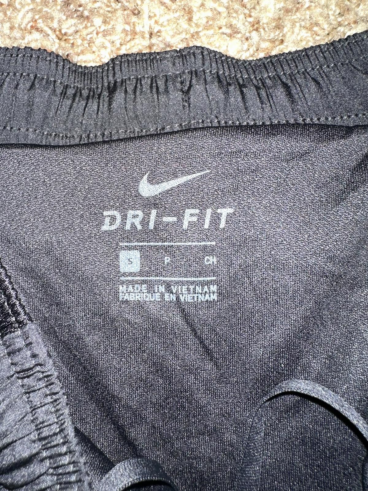 Nike Nike Men’s Stride Dri-FIT 7" Brief-Lined Running Shorts Size US 30 / EU 46 - 2 Thumbnail