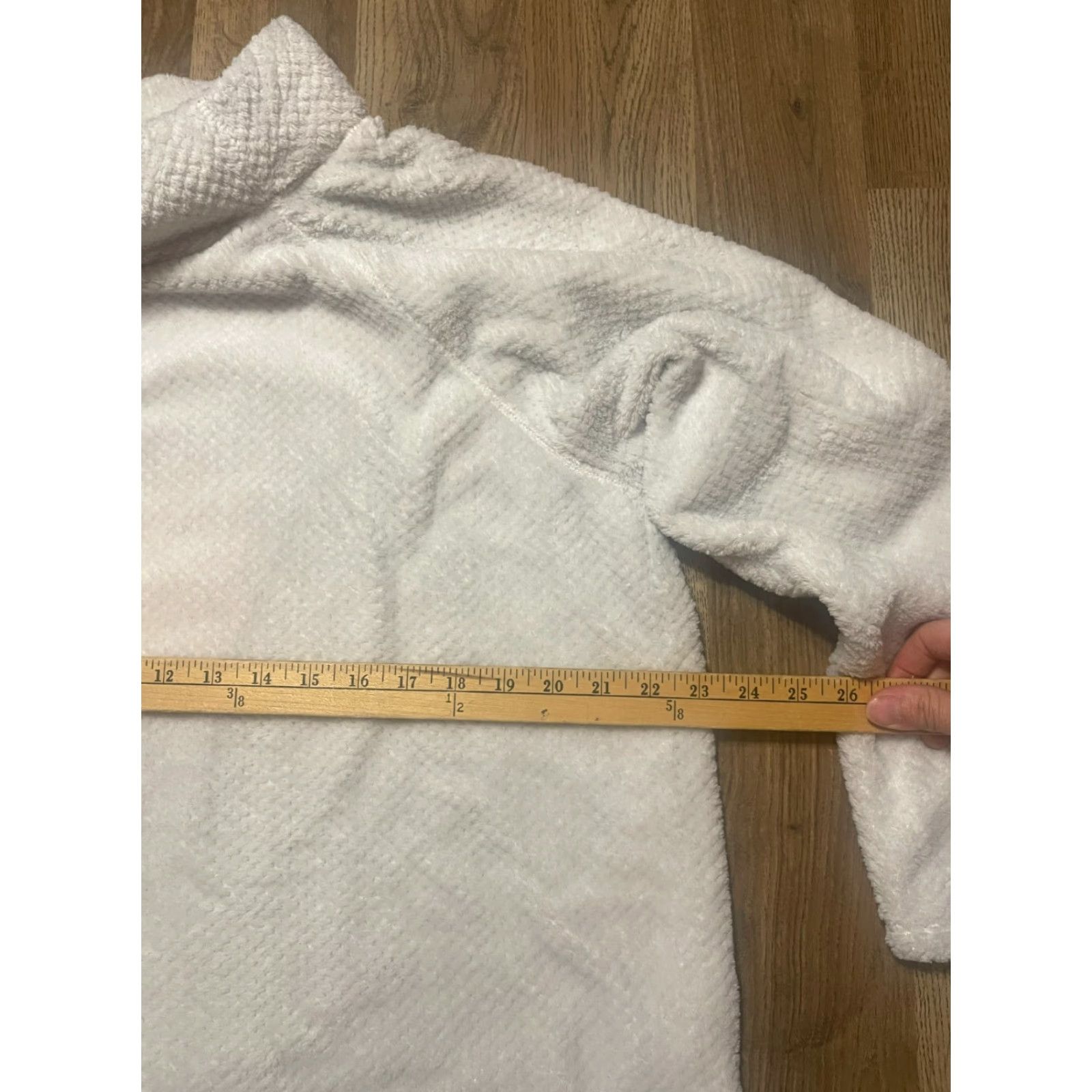 Vintage St. Johns Bay Sweater Women's Size Large White Mock Neck Pullover Size L / US 10 / IT 46 - 6 Thumbnail