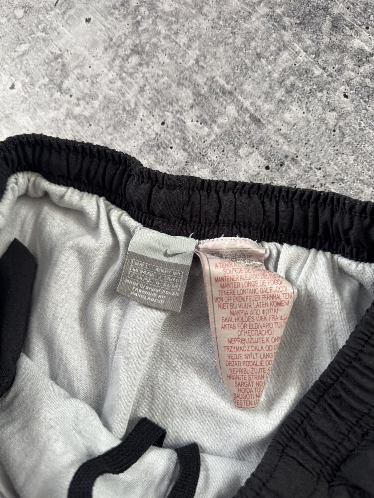 Nike Nike Vintage Track Pants Joggers 90s Sweatpants Black Size L Size US 34 / EU 50 - 8 Thumbnail