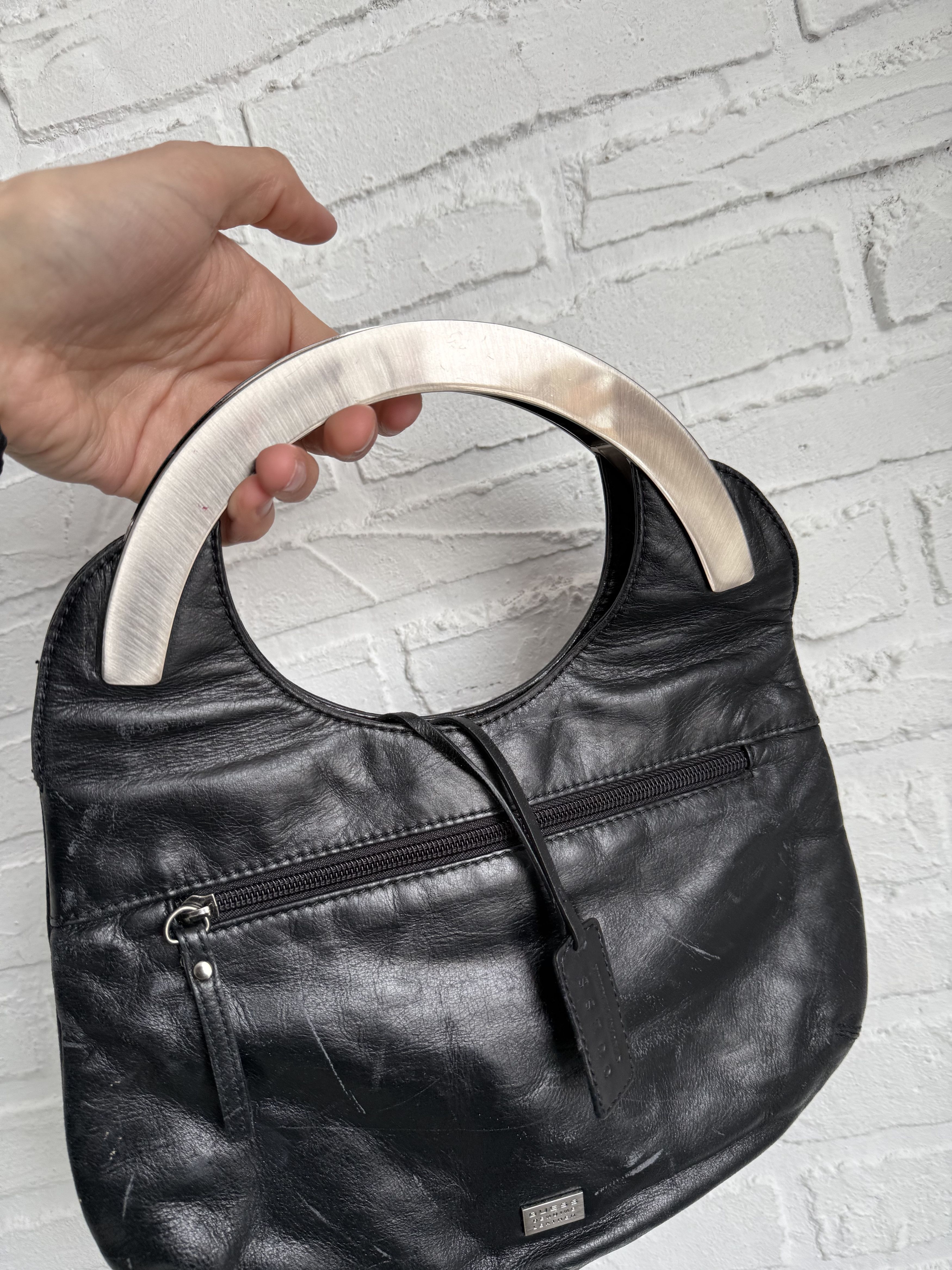 Guess Vintage 2000s Guess Black Leather Bag Y2K Metal Ring Handle Size ONE SIZE - 5 Thumbnail