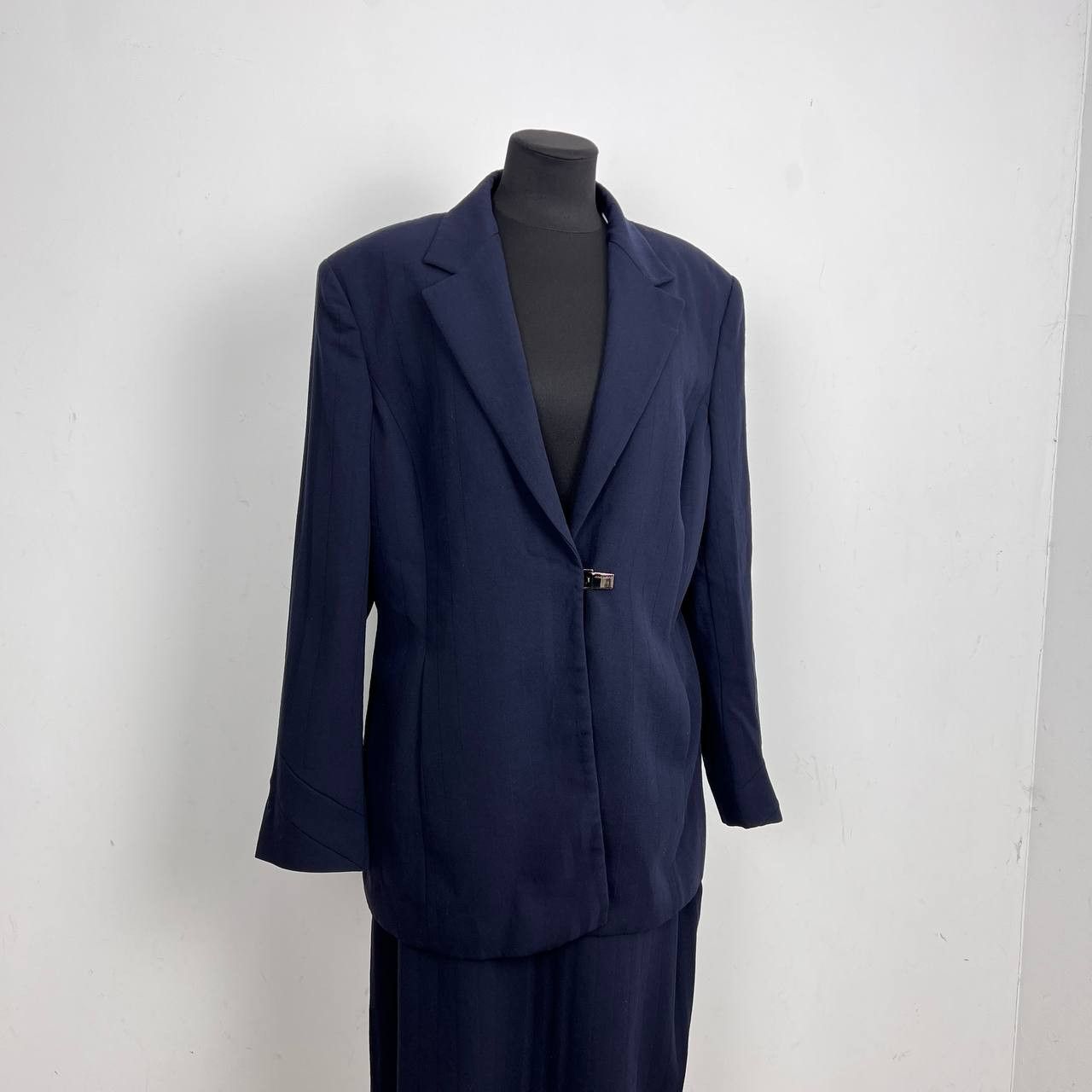 Versace Vintage Versace Navy Striped Skirt Suit Set Professional Size XL / US 12-14 / IT 48-50 - 2 Thumbnail