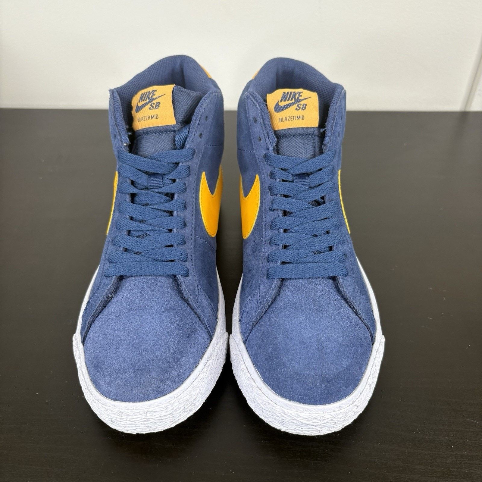 Nike Size 6.5 - Nike Zoom Blazer SB Mid Michigan Size US 6.5 / EU 39-40 - 2 Thumbnail
