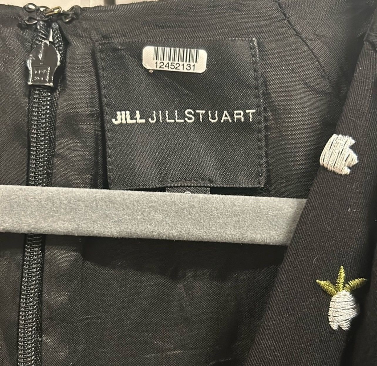 Jil Stuart JILL STUART Black Floral Embroidery V-Neck Mini Sheath Dress Size XS / US 0-2 / IT 36-38 - 6 Thumbnail