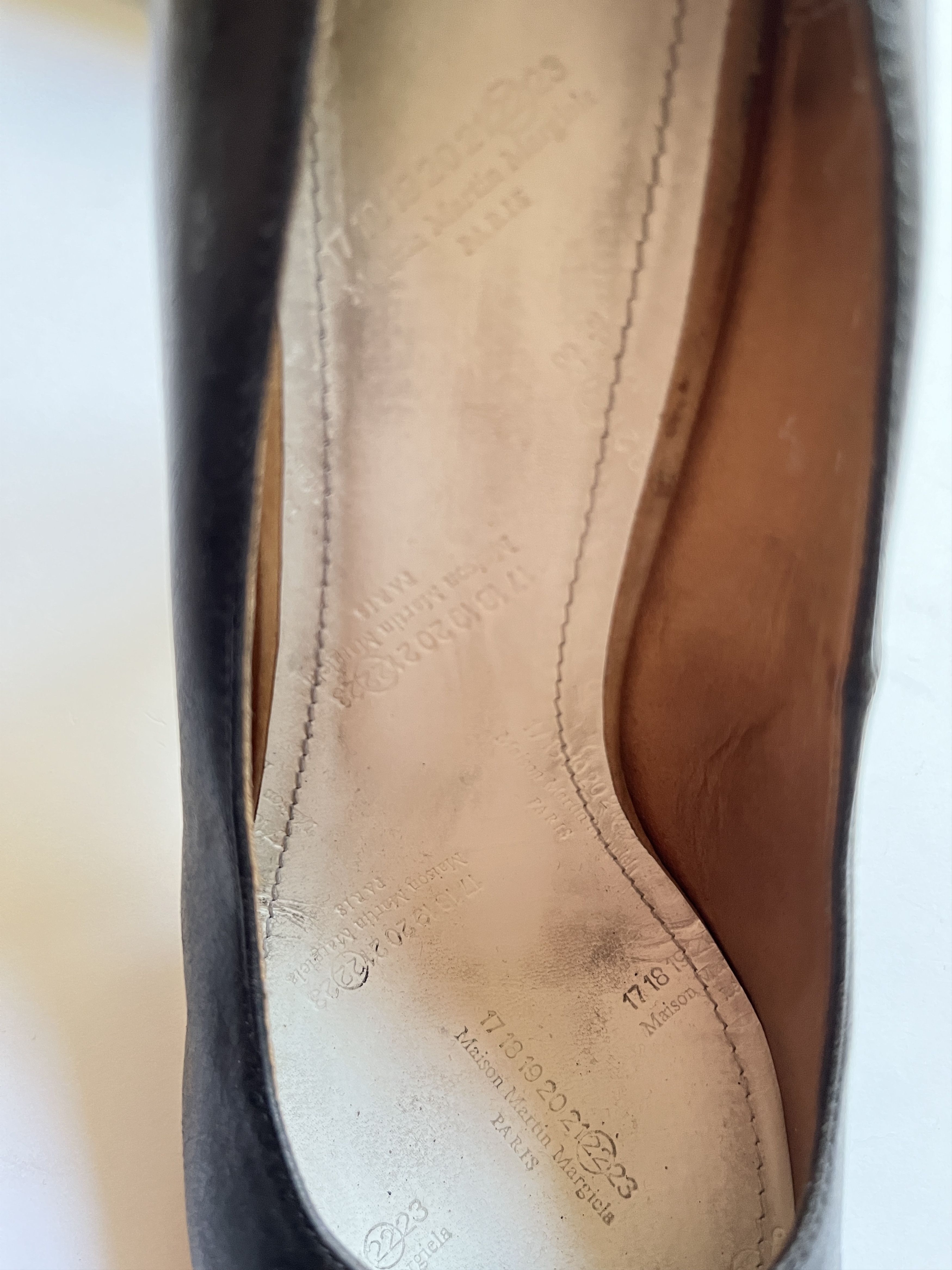 Maison Margiela ⚡️QUICK SALE⚡️Margiela Black Round Toe High Heel Pumps Size US 9.5 / IT 39.5 - 7 Thumbnail