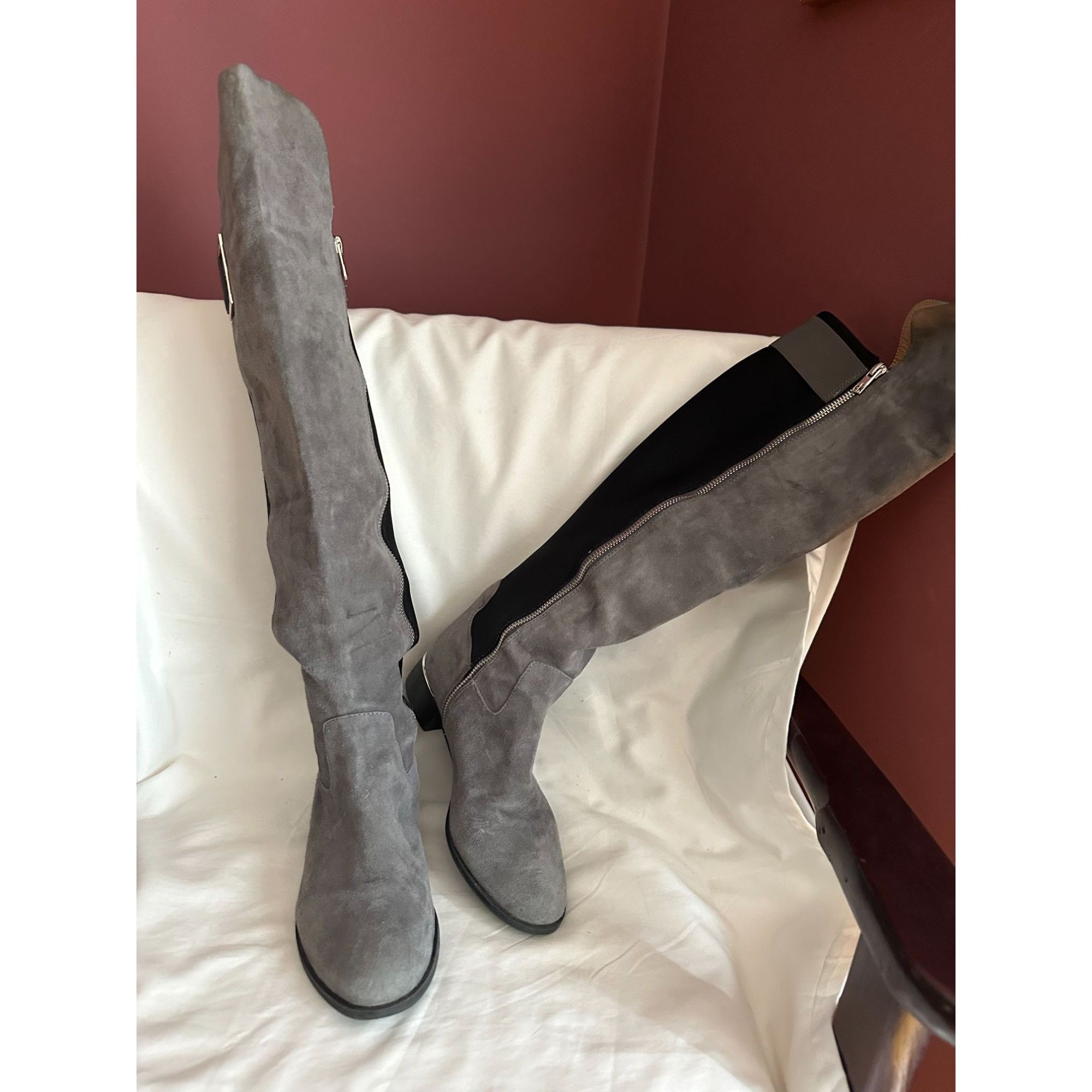 Calvin Klein Calvin Klein Cylan Over the Knee Suede Zip Boots 7.5 Size US 7.5 / IT 37.5 - 2 Thumbnail