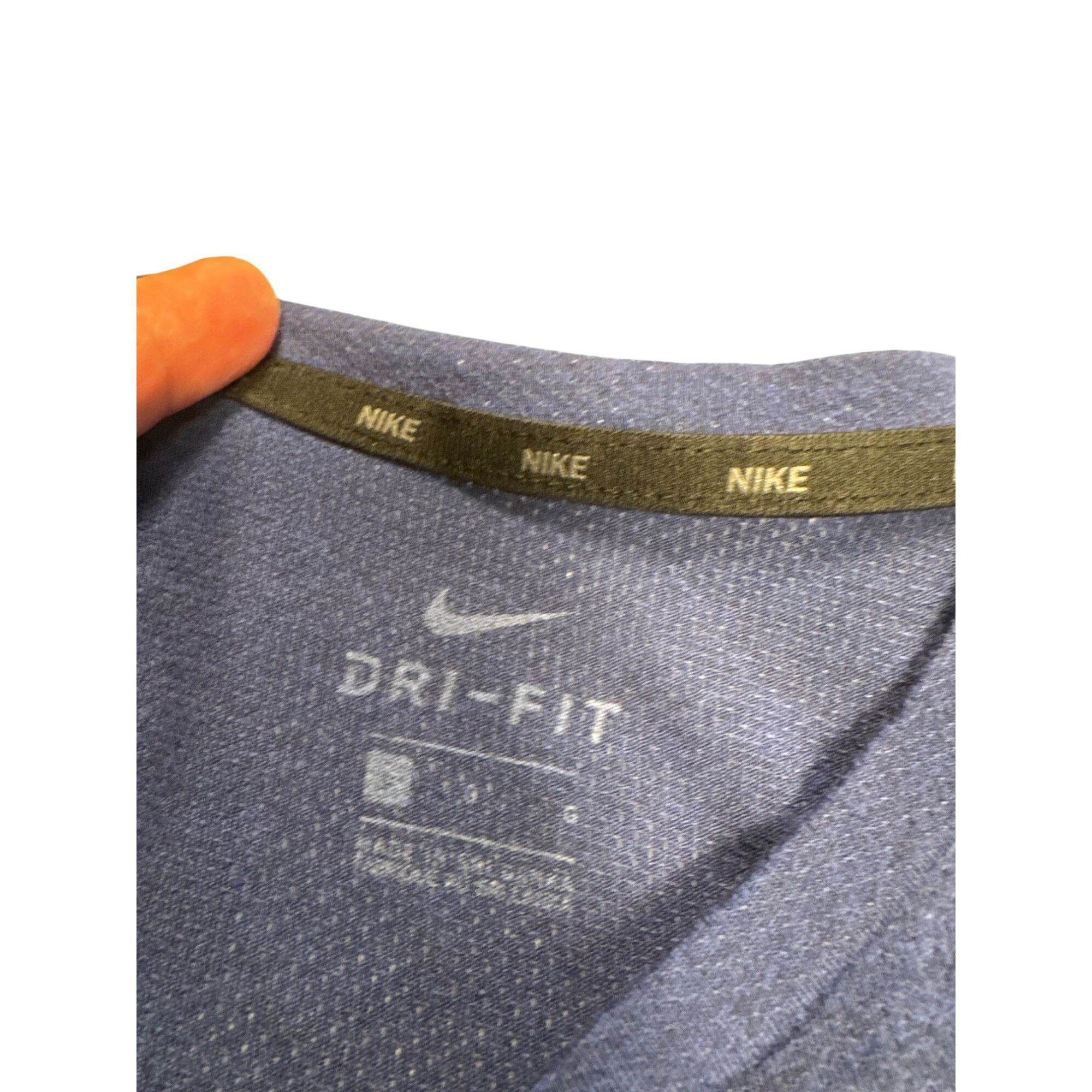 Nike Nike Mens Blue Dri-Fit Athletic T-Shirt Large SKU 7270 Size US L / EU 52-54 / 3 - 5 Thumbnail