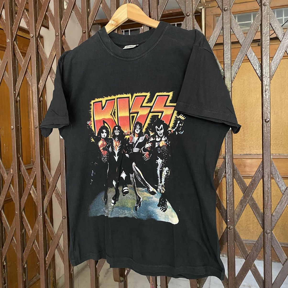 KISS Vintage 90s Kiss Destroyer band Tshirt Size US M / EU 48-50 / 2 - 2 Thumbnail
