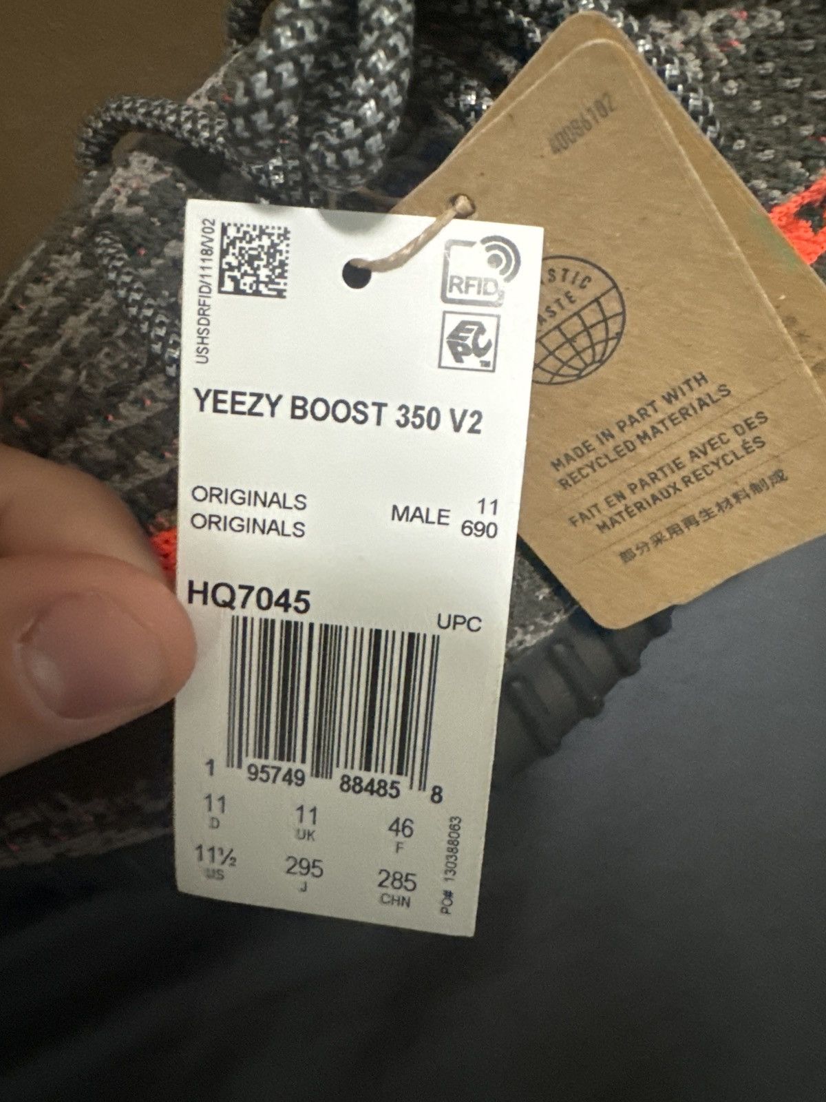 Adidas × Kanye West Yeezy Boost 350 V2 Carbon Beluga Size US 11.5 / EU 44-45 - 9 Thumbnail