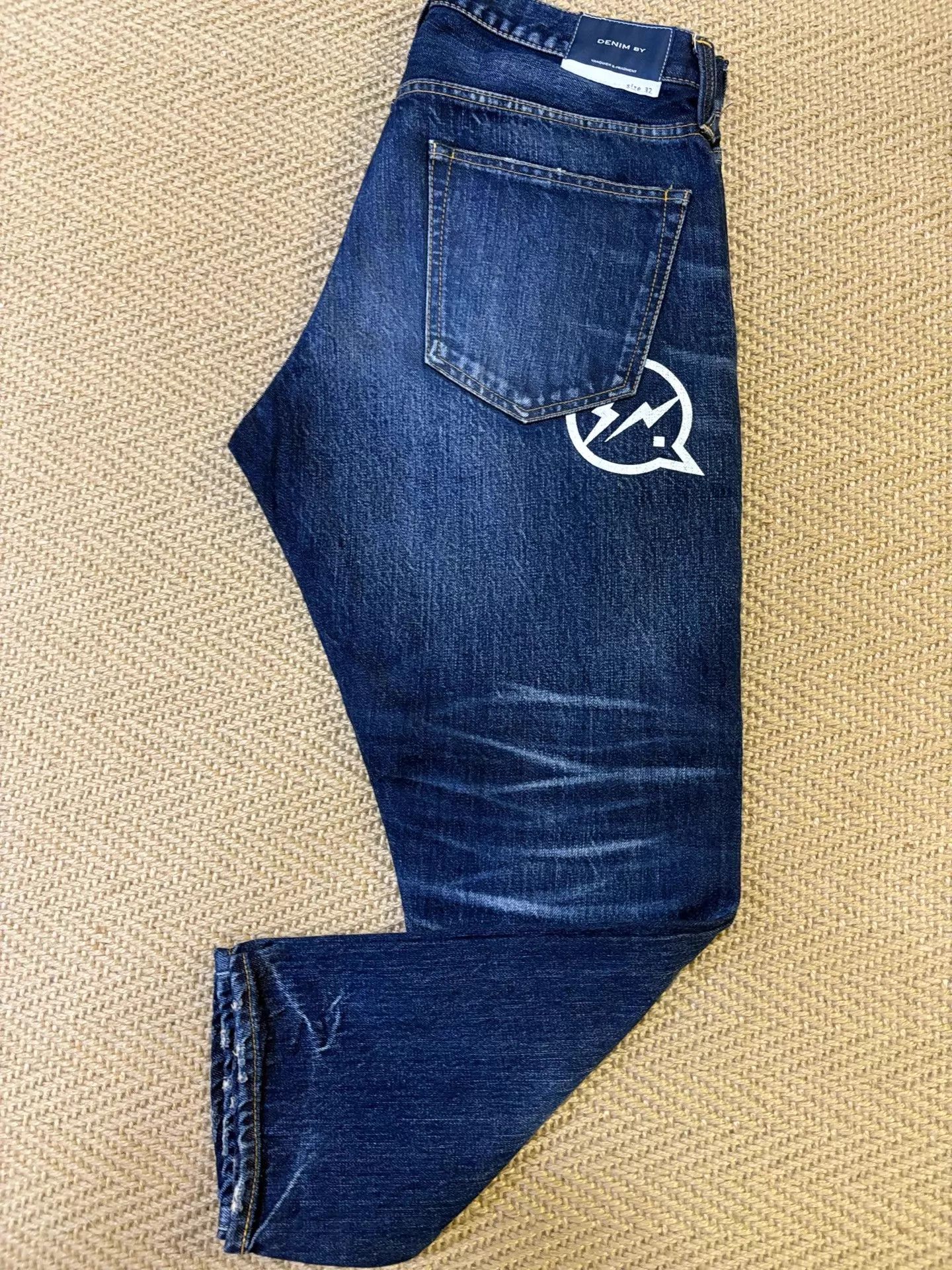 Vanquish VANQUISH & FRAGMENT WASH LIGHT CUT-OUT 9J W32 Near New Size US 32 / EU 48 - 6 Thumbnail