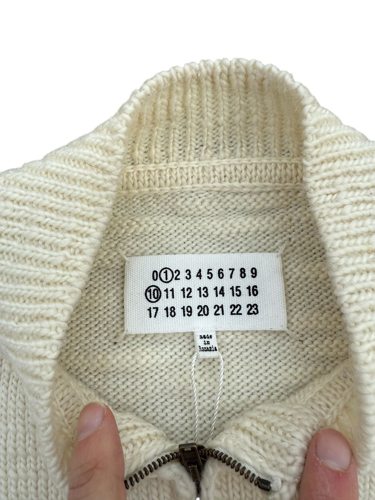 Maison Margiela Maison Margiela wool sweater Size S / US 4 / IT 40 - 6 Thumbnail