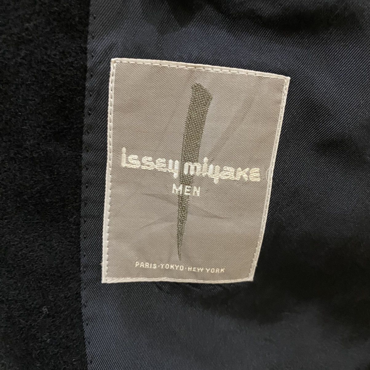 Issey Miyake ☀️ 80's Issey Miyake wool double breast classic jacket Size US M / EU 48-50 / 2 - 7 Thumbnail