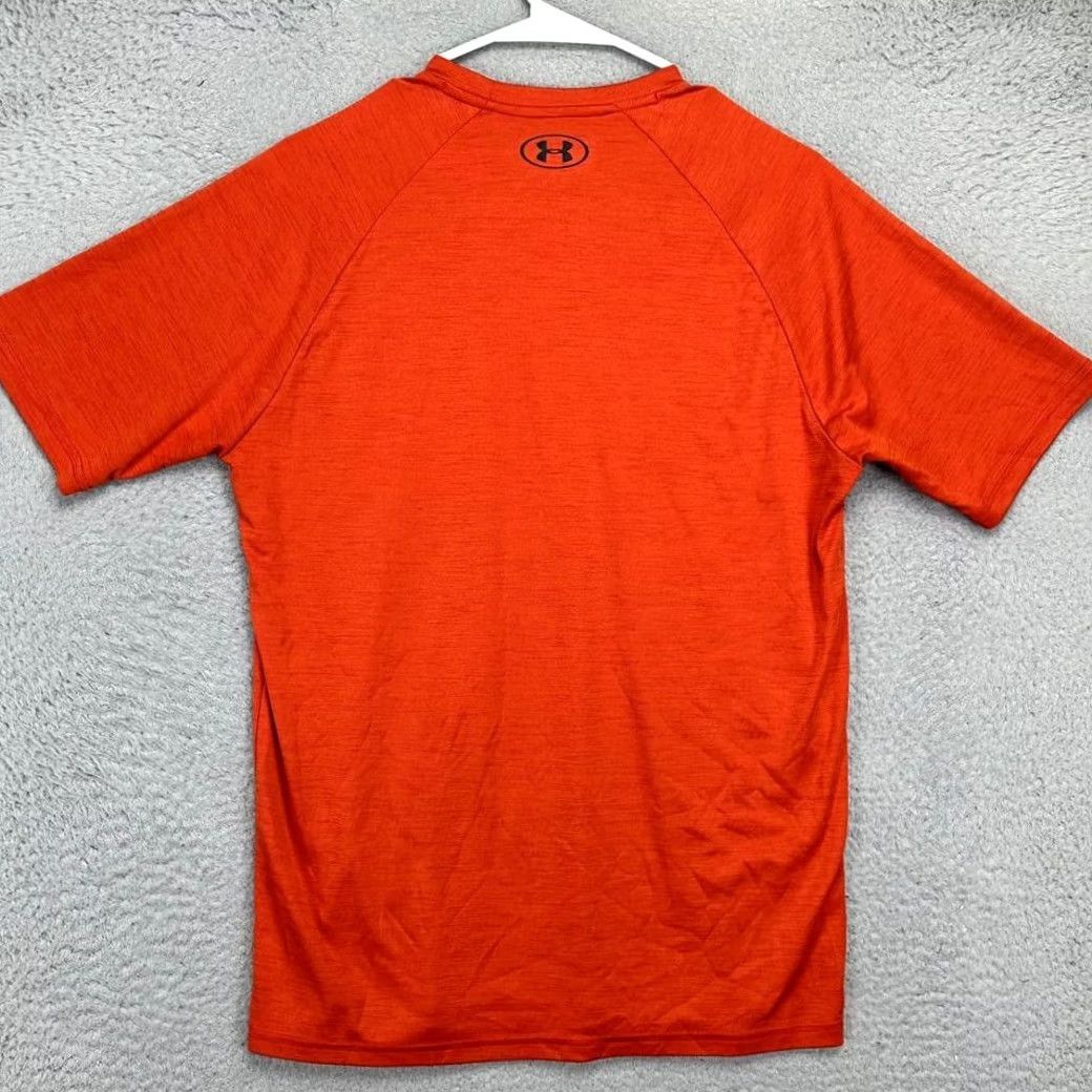 Under Armour Under Armour Shirt Mens Medium Orange Short Sleeve T-Shirt Crew Neck Breathable Workout Color Orange Solid Outdoor 90s (if applicable) Size US M / EU 48-50 / 2 - 3 Thumbnail