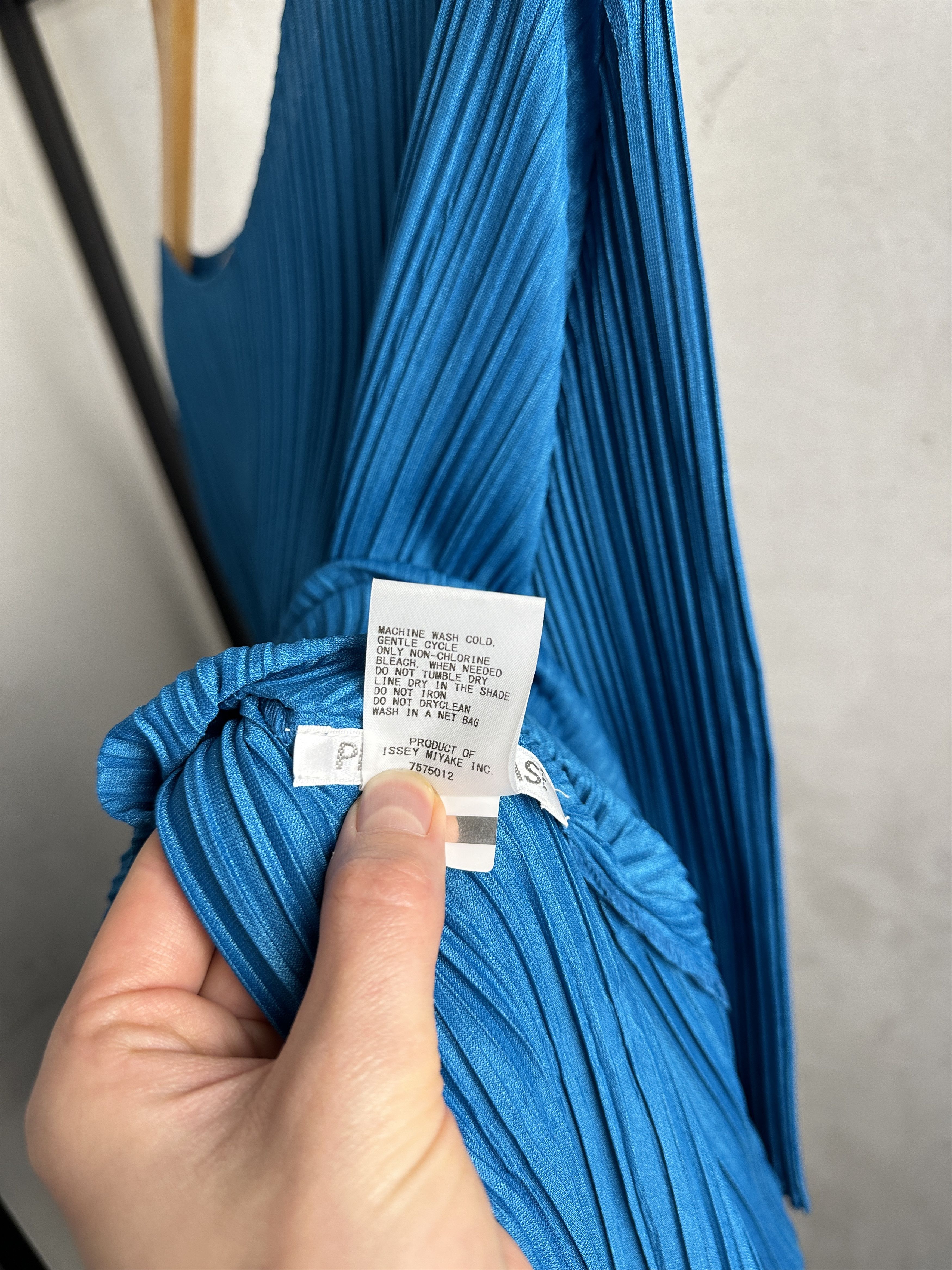 Issey Miyake Issey Miyake Pleats Please Cropped Sleeve Midi Dress Size L / US 10 / IT 46 - 5 Thumbnail