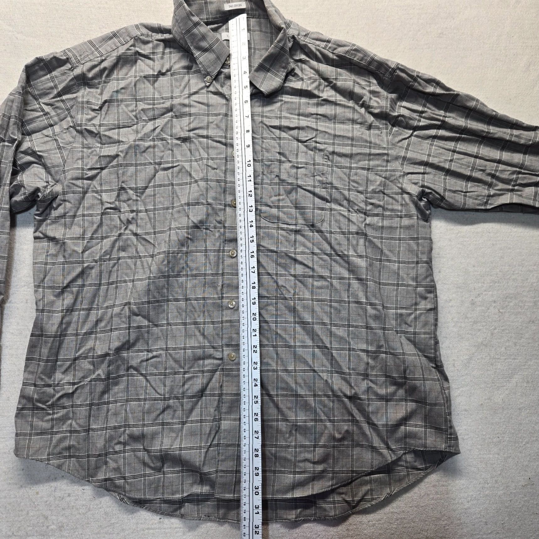 Van Heusen Van Heusen Button-Up Shirt Plaid Gray 100% Cotton Adult Men's 2XL Size US XXL / EU 58 / 5 - 6 Thumbnail