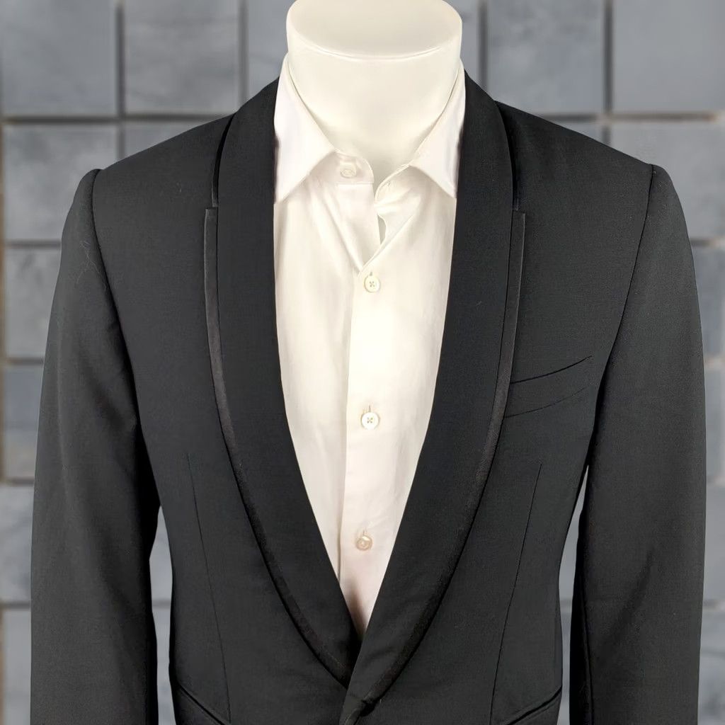 Lanvin LANVIN Sport Coat Black Wool/Lycra Shawl Lapel Tuxedo Jacket - Size 40, Men, Regular Fit, Italy, Solid, 40 Chest, 27 Sleeve Size 40R - 1 Thumbnail