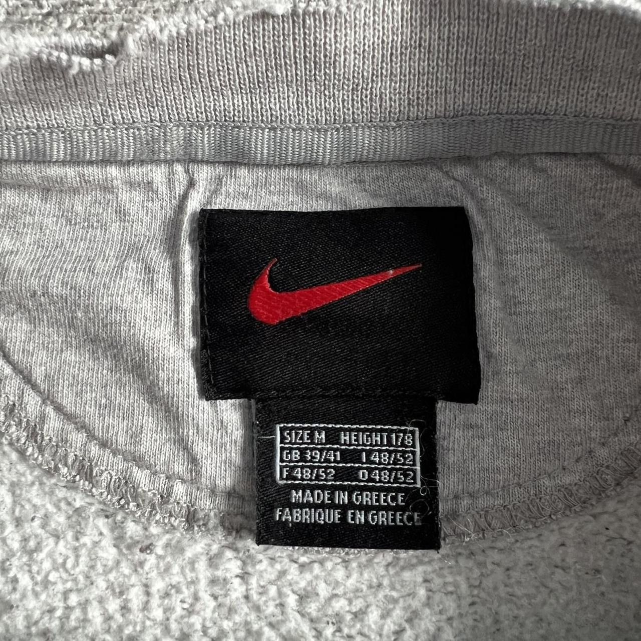 Nike Vintage 1990s Nike Grey Distressed Grunge Crewneck Sweater Size US M / EU 48-50 / 2 - 8 Thumbnail