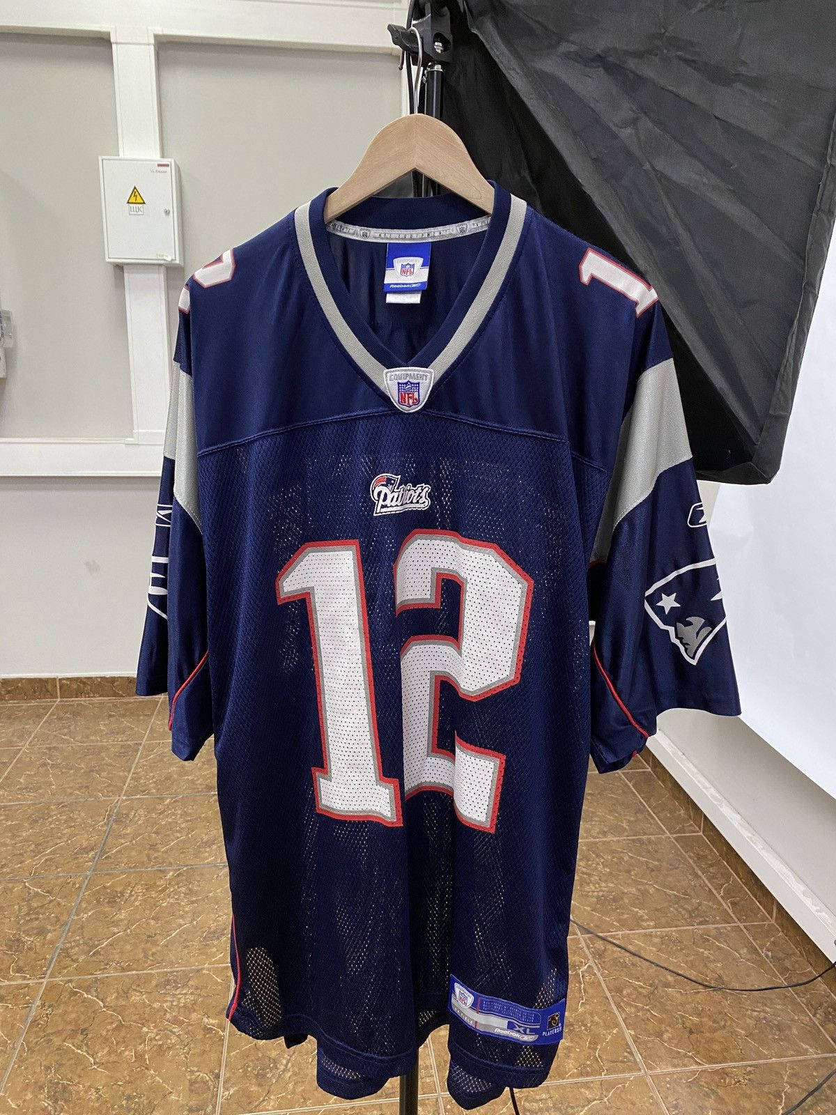 Reebok 🇺🇸 Vintage 90s NFL Patriots Reebok Brady Football Jersey Y2K Size US XL / EU 56 / 4 - 1 Thumbnail