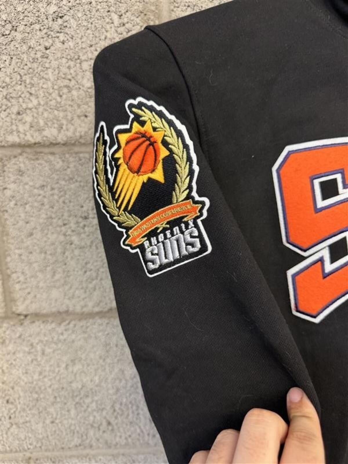 NBA Phoenix Suns Black Hoodie Sweatshirt with Logo and Team Name Size US M / EU 48-50 / 2 - 4 Thumbnail