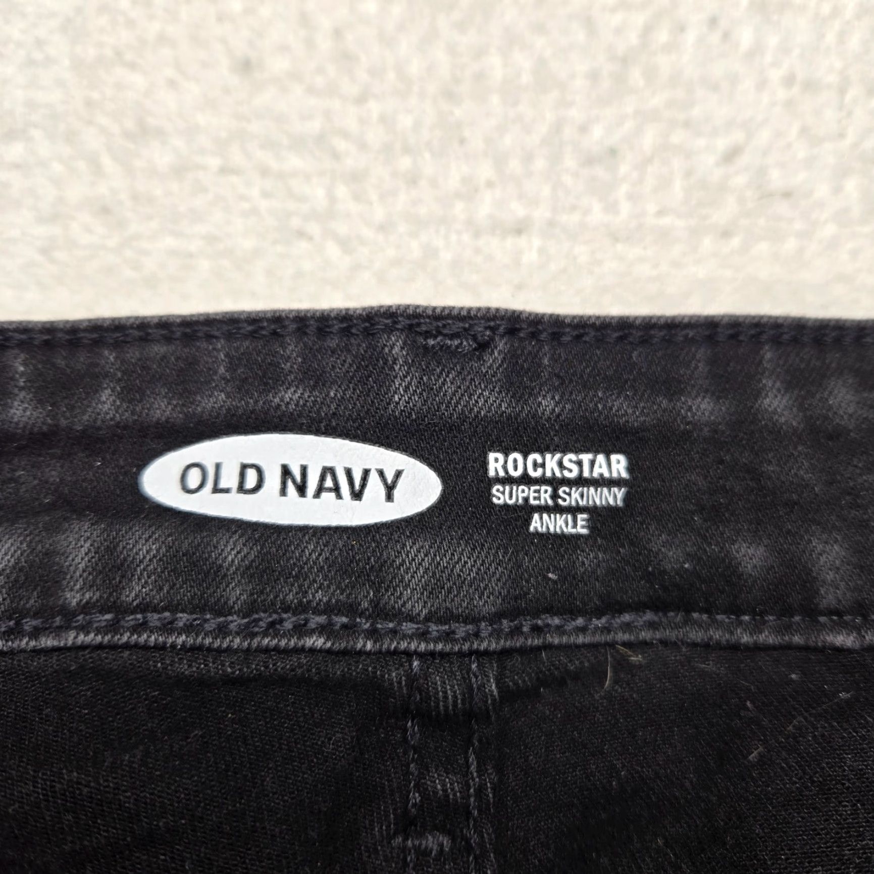 Old Navy Old Navy RockStar Super Skinny Ankle Womens Black Denim Jeans W/Raw Hems Size 12 Size 24" / US 00 / IT 34 - 3 Thumbnail
