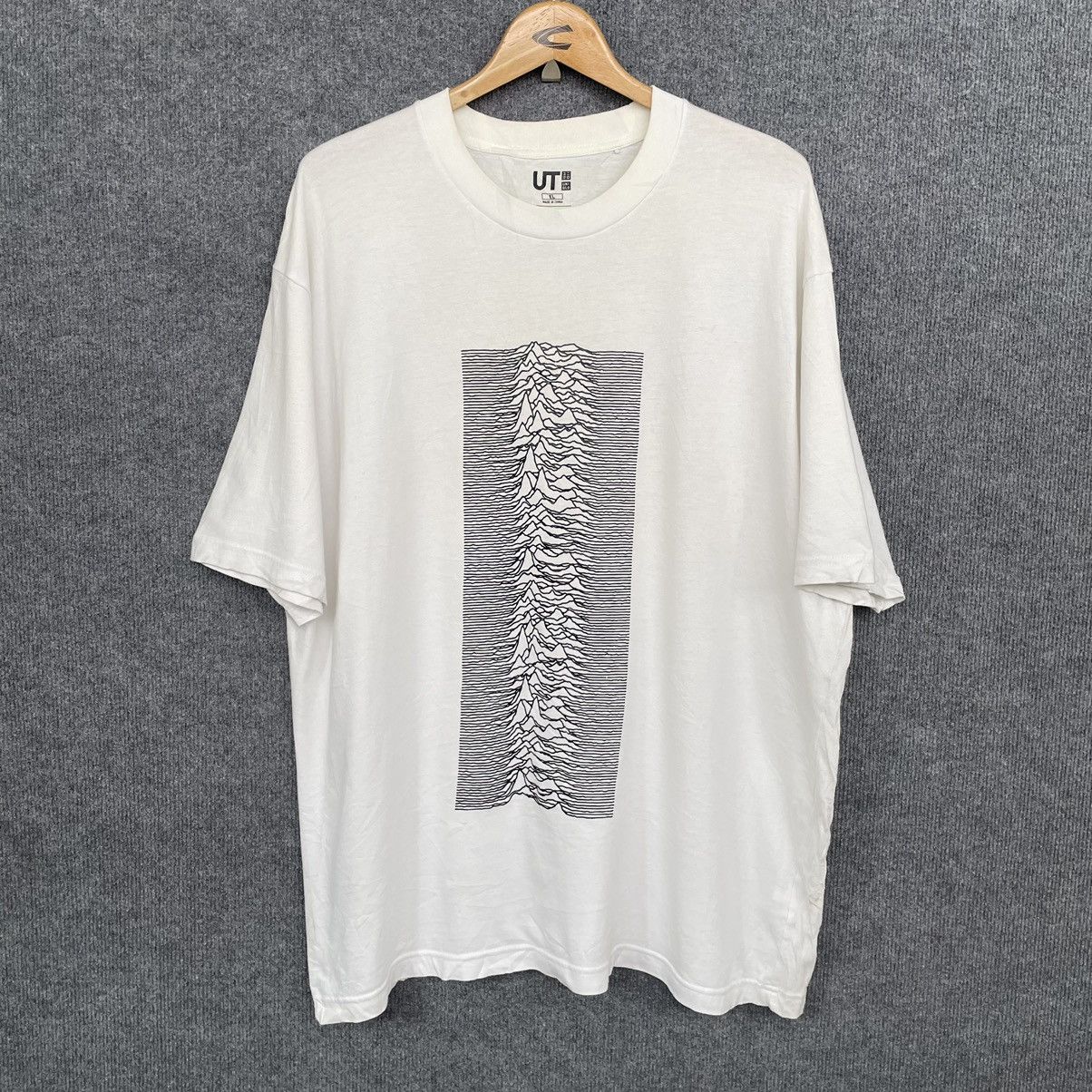 Band Tees × Joy Division Ian Curtis Joy Division x Peter Saville Unknown Pleasure Tee Size US XL / EU 56 / 4 - 1 Thumbnail