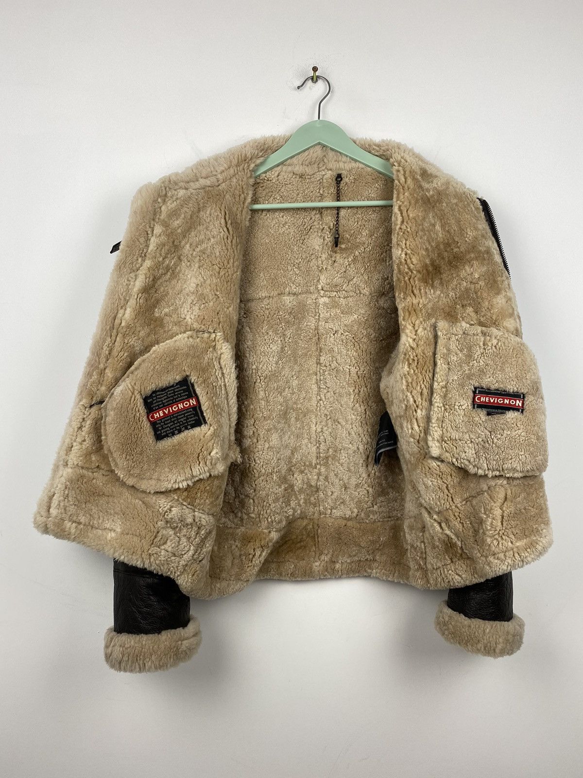 Chevignon Vintage Chevignon Shearling Leather Coat Pilots Avirex Size US M / EU 48-50 / 2 - 15 Thumbnail