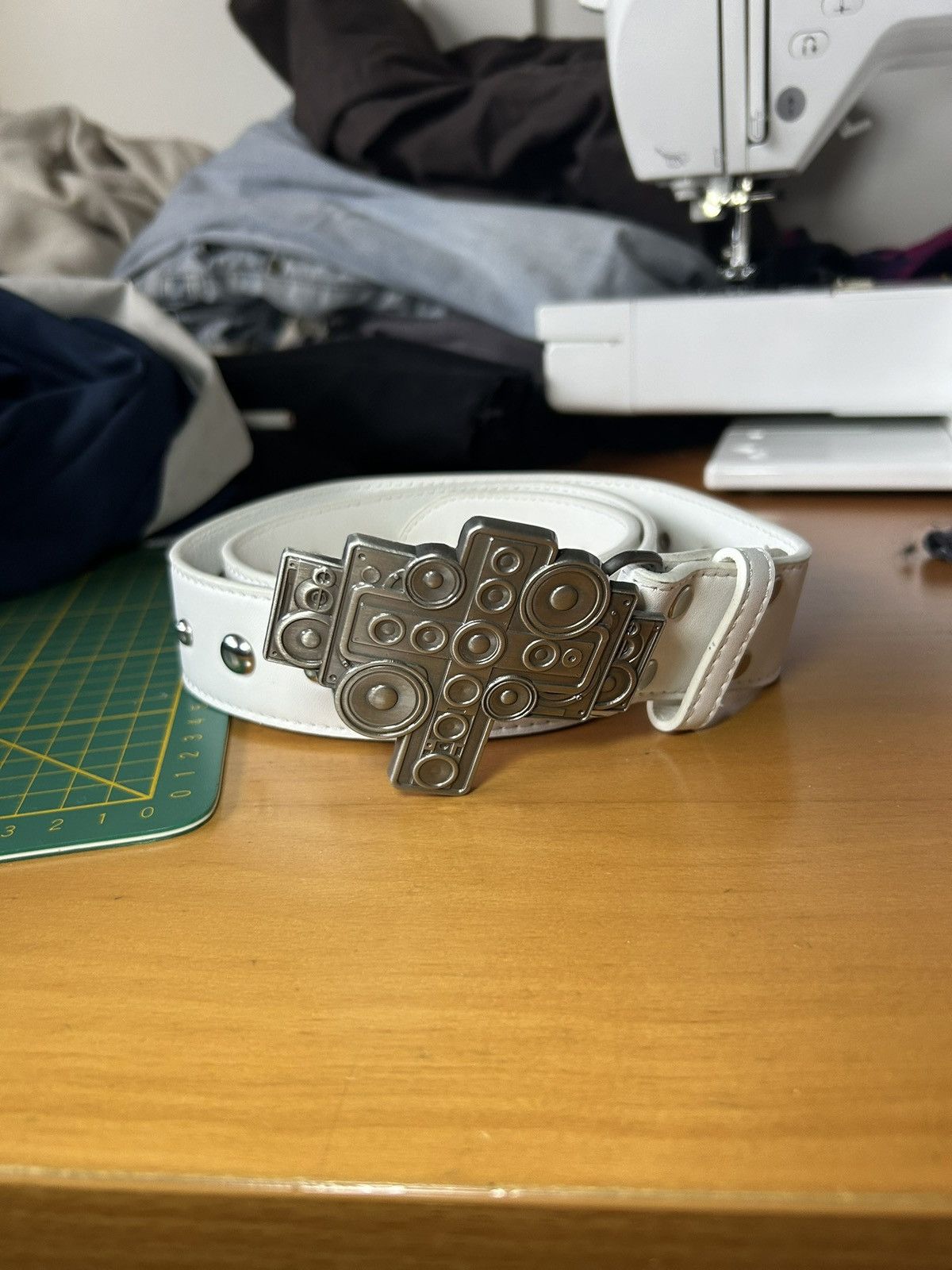 Other WhenIreminisce speaker cross studded belt and slap bracelets Size ONE SIZE - 1 Thumbnail
