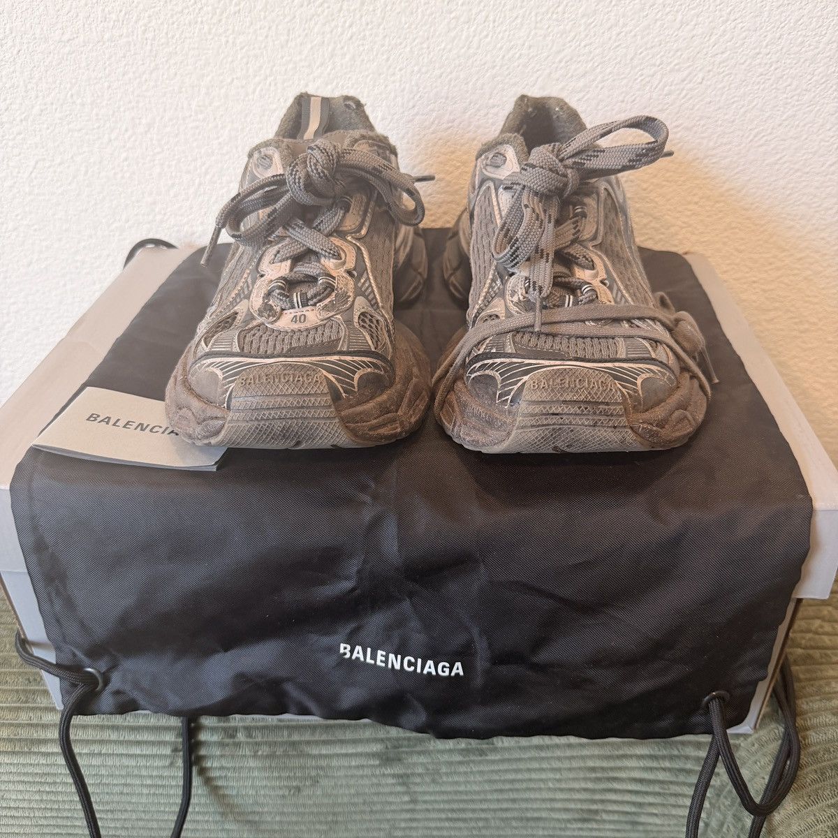 Balenciaga Balenciaga 3XL worn out Mud Size US 7 / EU 40 - 1 Thumbnail
