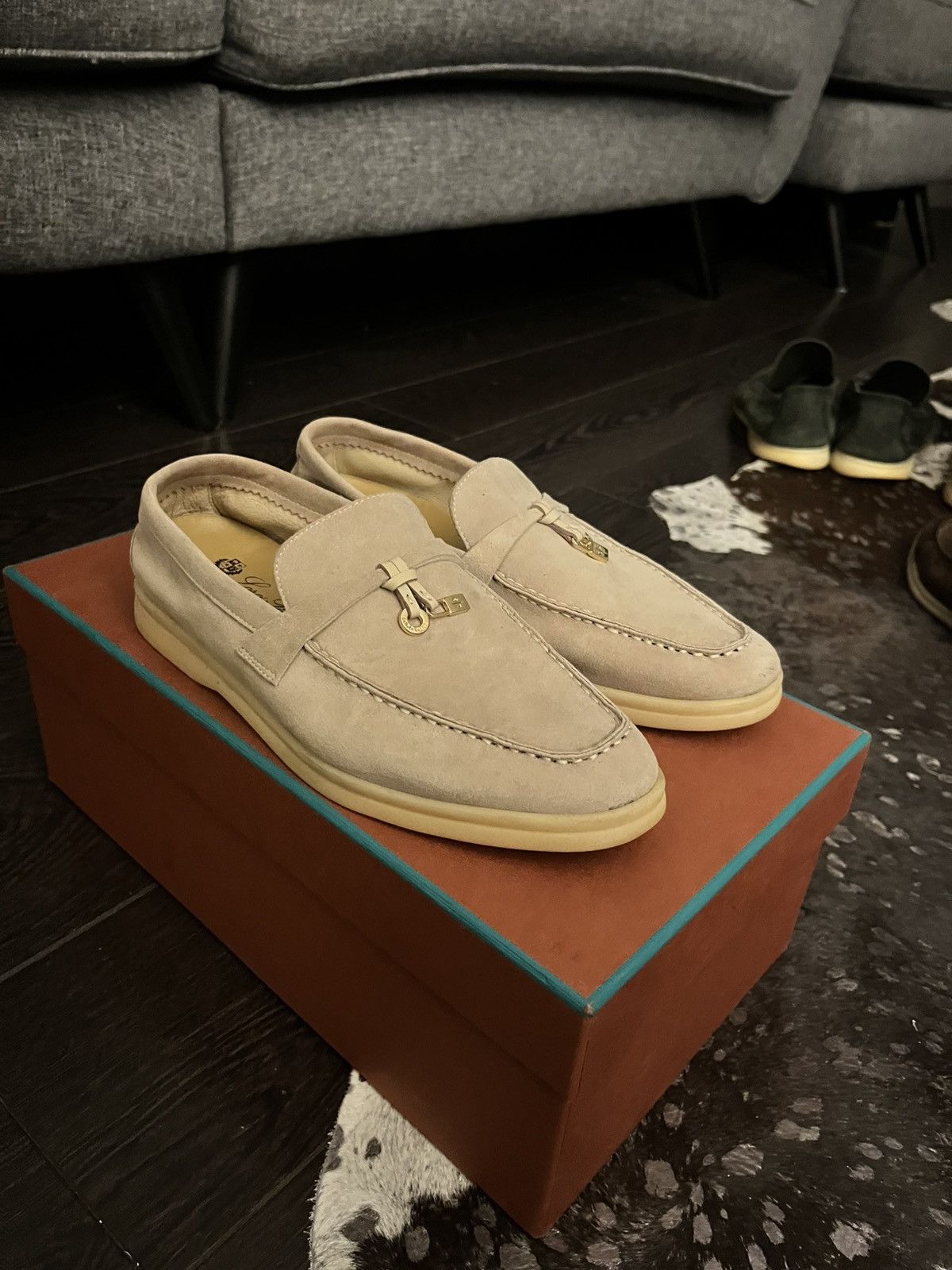 Loro Piana Loro piana beige summer walk charms uk 4 eu 37 Size US 7 / IT 37 - 1 Thumbnail